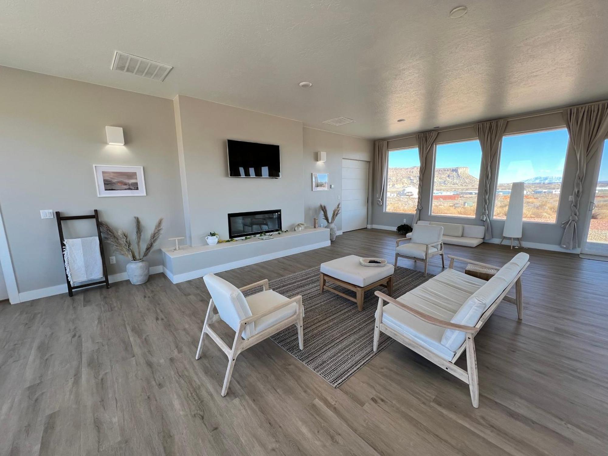 ביג ווטר Canyon Oasis Suite With Grand Mesa View מראה חיצוני תמונה